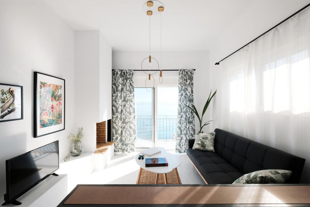 Vila Zen Minimal Luxury Housing Tyros Exteriér fotografie